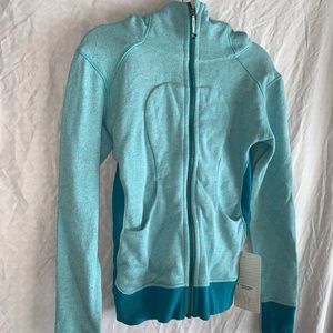 Lululemon Hoodie new with tags size 2